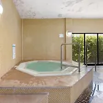 Casa Diouma * カバナス・デ・タビラ